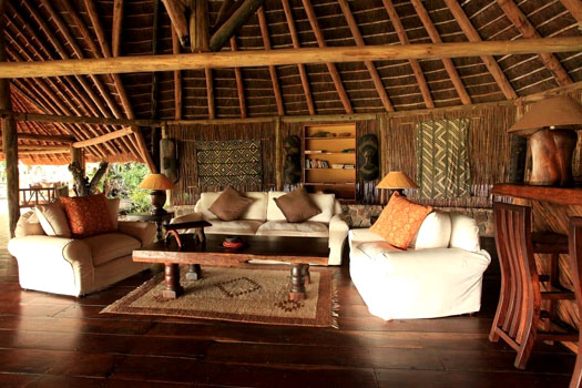 Apoka Safari Lodge
