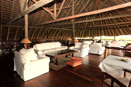 Apoka Safari Lodge